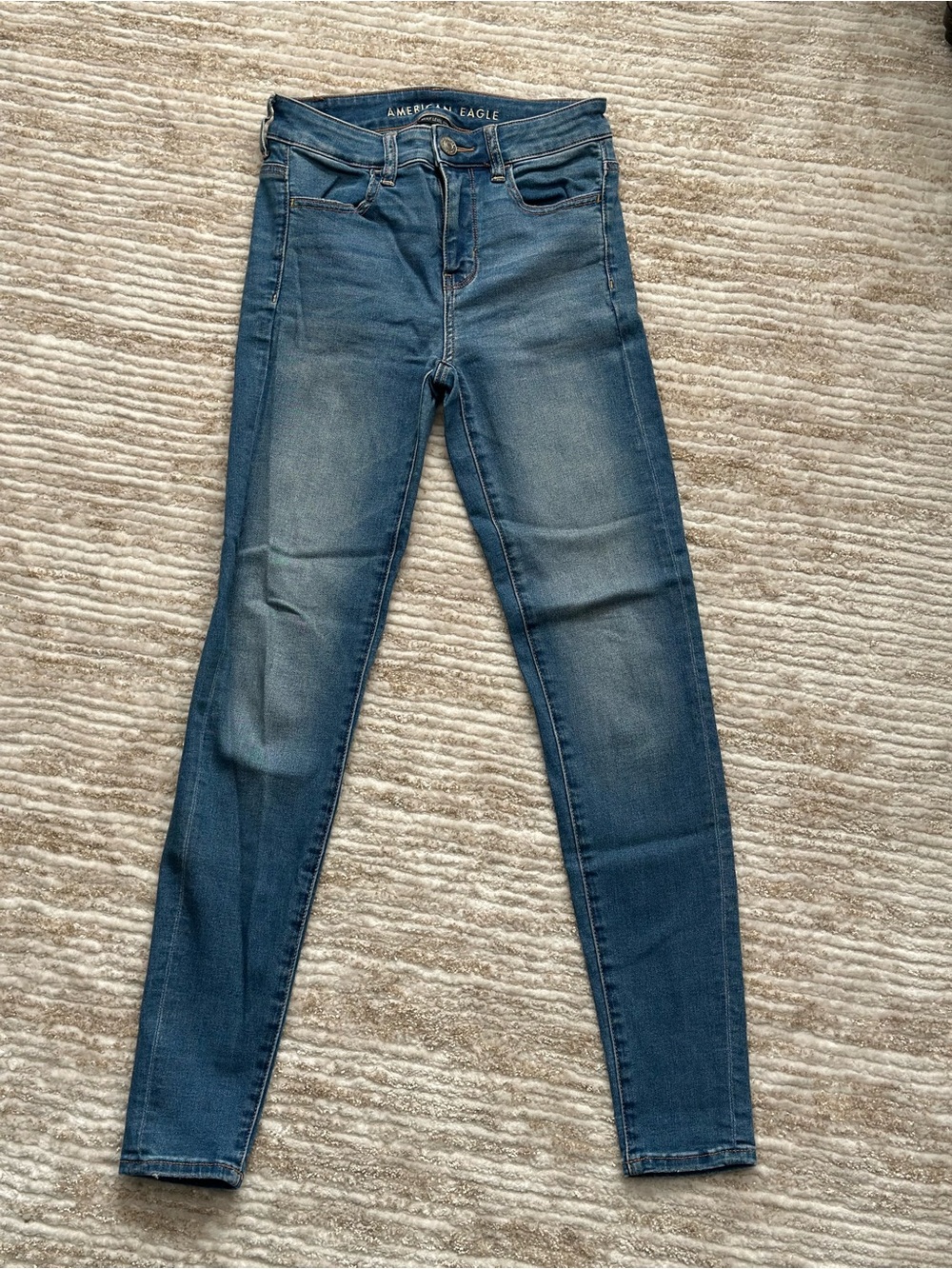American Eagle Outfitters Dark Wash Blue Skinny Jeans